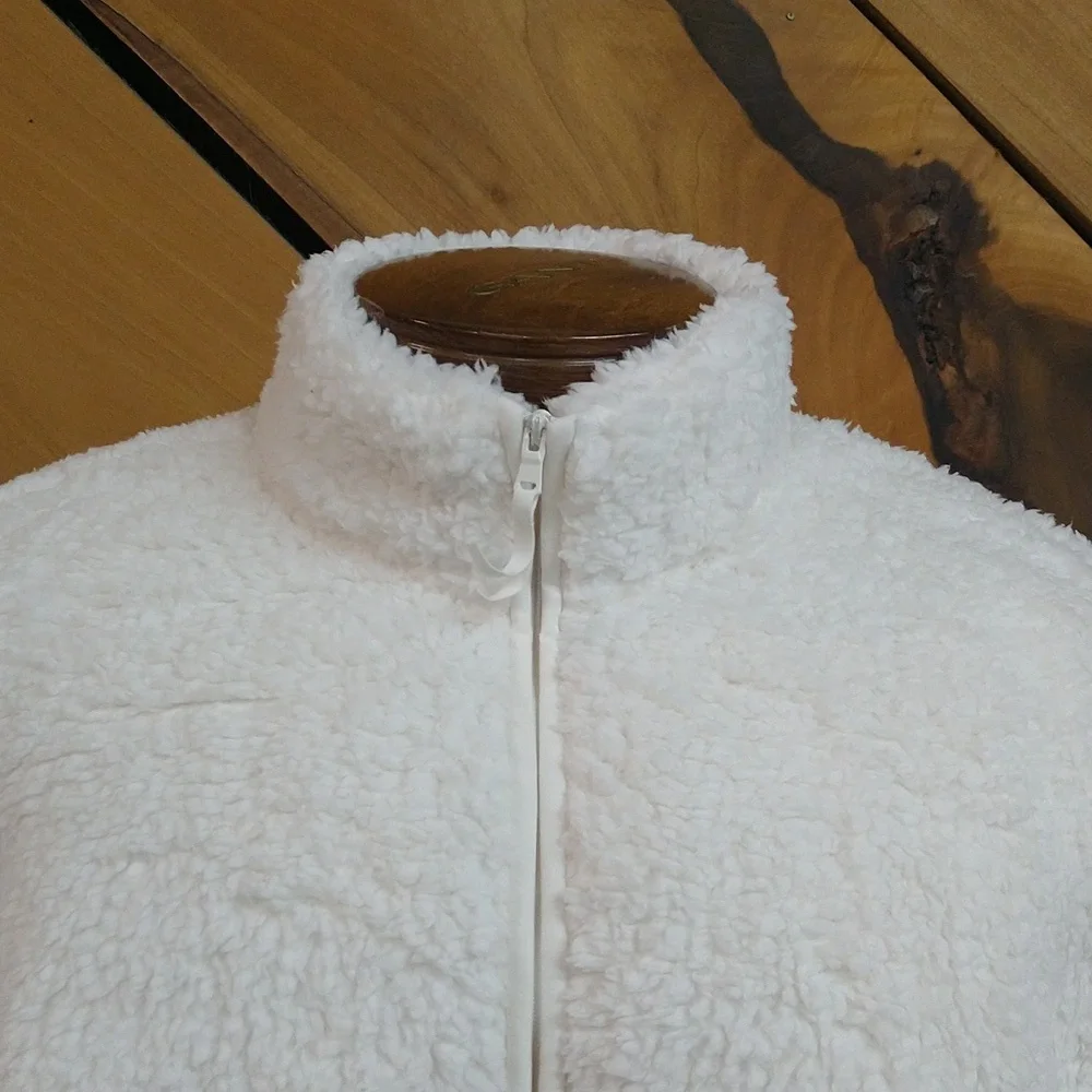 NEW! Men's Faux Shearling Sherpa Half Zip-Up Sweatshirt Pullover, White - Picture 3 of 14